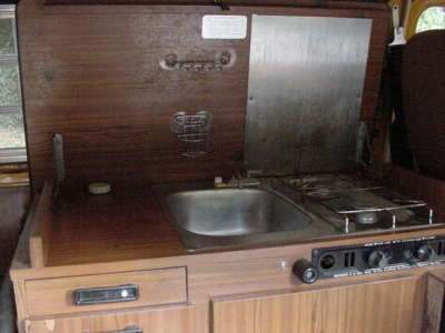 Sink & Stove